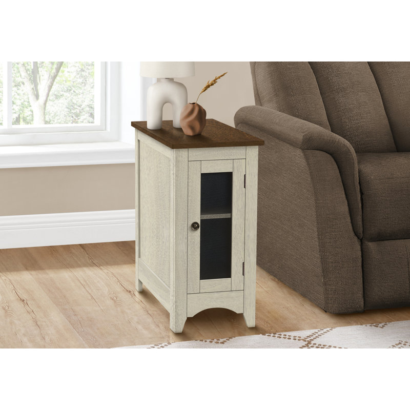 Table d'appoint polyvalente avec une fabrication durable et un attrait élégant pour n'importe quelle pièce