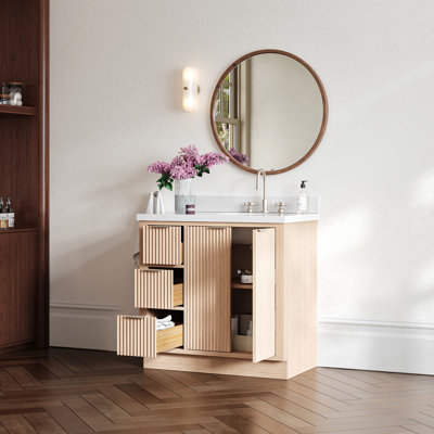 Meuble-lavabo simple en bois massif 36 po avec comptoir en quartz blanc 1,5 po, excentré à droite, lavabo ovale