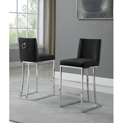 Aurrin Velvet Upholstered Bar & Counter Stool