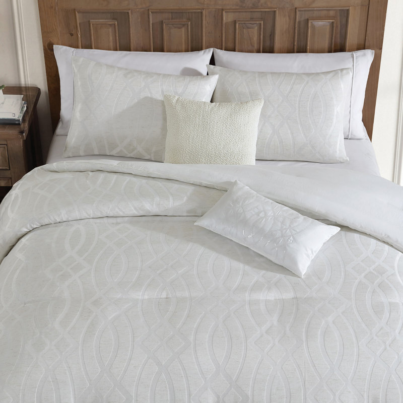 Tahari Home Trellia 5-Piece Grey Trellis Jacquard Comforter Set, King Comforter + 5 Additional Pieces