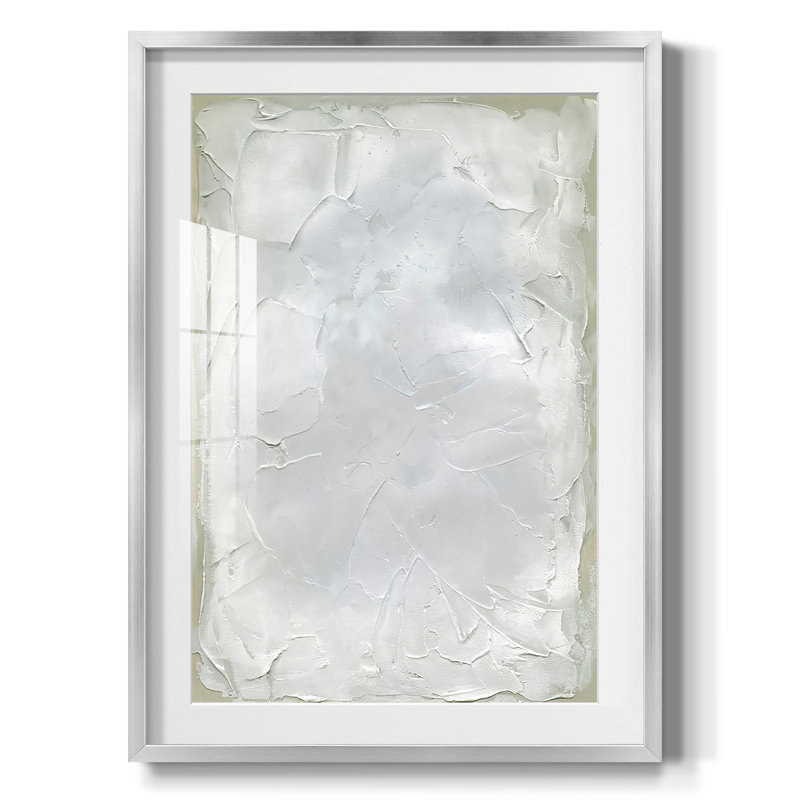 Subtle Transitions II - Impression encadrée, H 28,5 po x l 20,5 po, Argent argent