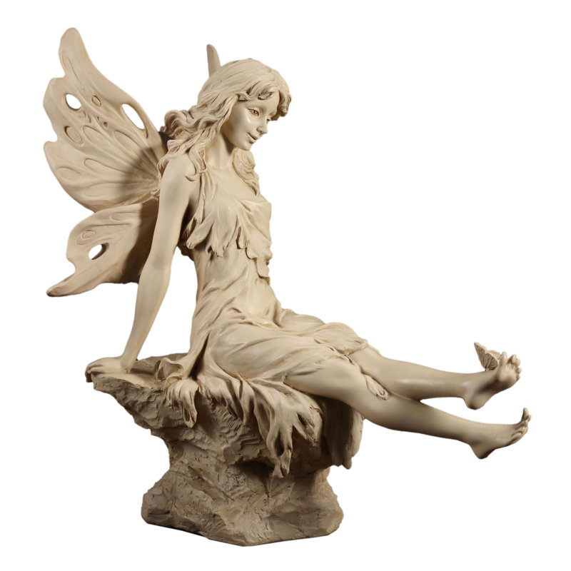 Kayzlyn Resin Statue Decorative Object