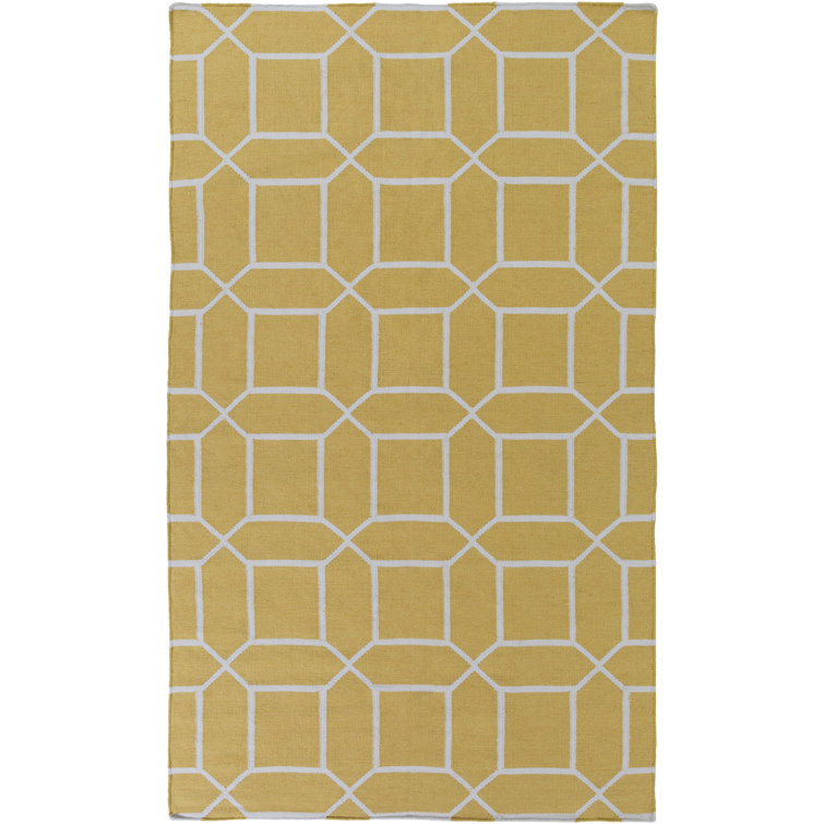 Larksville Geometric Indoor / Outdoor Rug