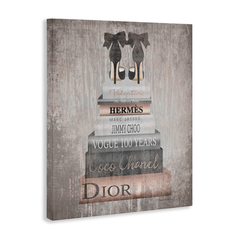 «Book Stack Heels Metallic Pink», impression, H 48 po x l 36 po