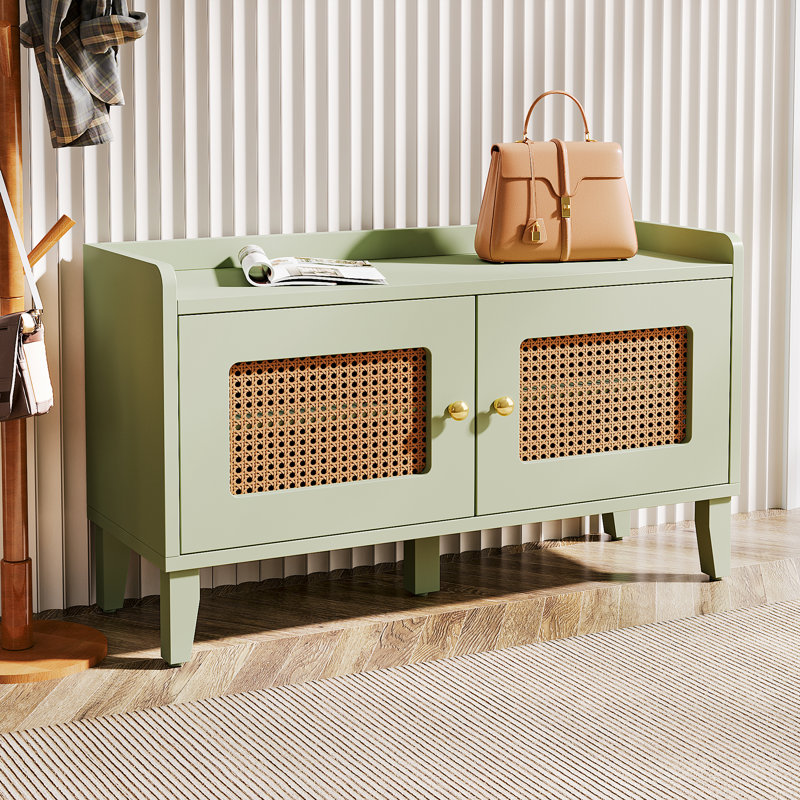 Range-chaussures en rotin vert clair
