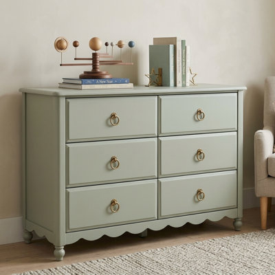 Commode à 6 tiroirs pour enfants avec poignées anneaux en laiton, commode de chambre de bébé en bois à base festonnée, armoire de rangement vintage pour chambre d'enfant et salle de jeux
