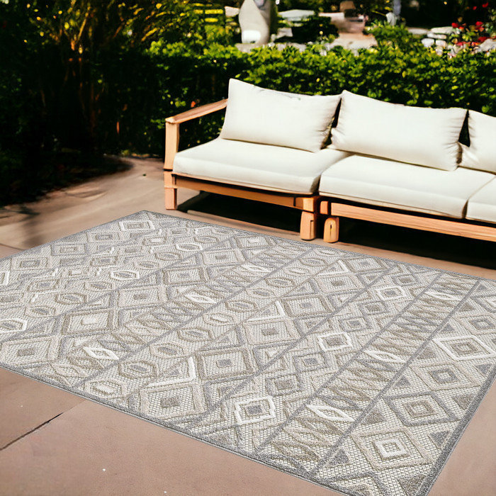 Gray Ivory Aztec Pattern Indoor Outdoor Area Rug, Rectangle 8' x 10'