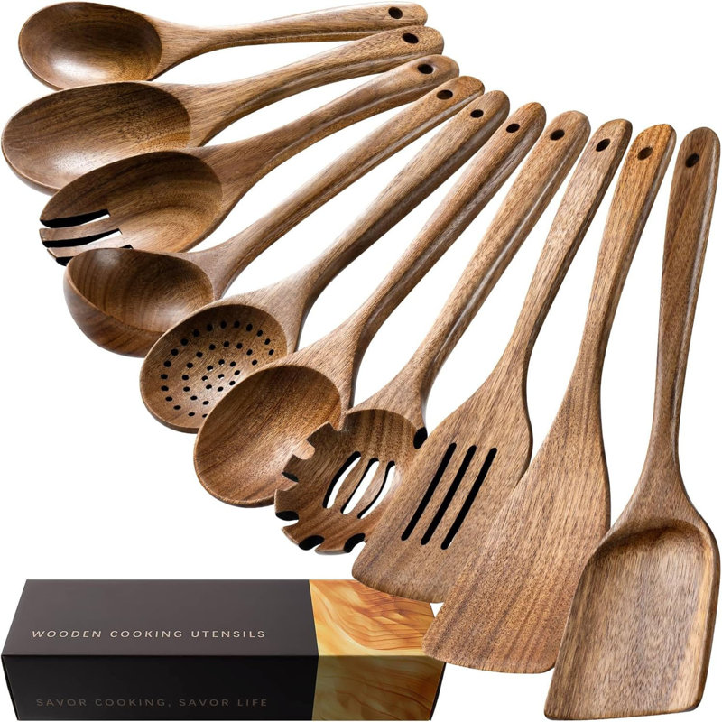 Cuillère de cuisine en bois