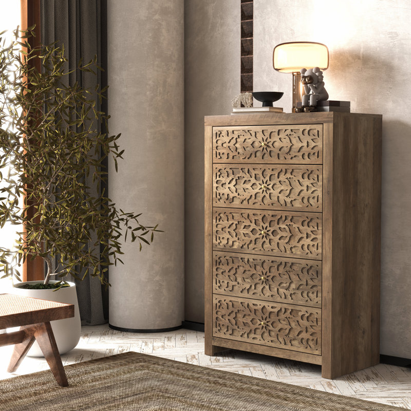 5 Drawer Dresser, Knotty Oak