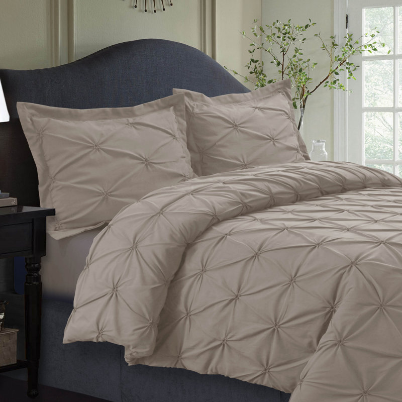 Modern & Contemporary Polyester Duvet Cover, Queen Duvet Cover + 2 Standard Shams, Cashmere