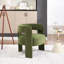 Fauteuil d'appoint en velours pour le salon-670499388
