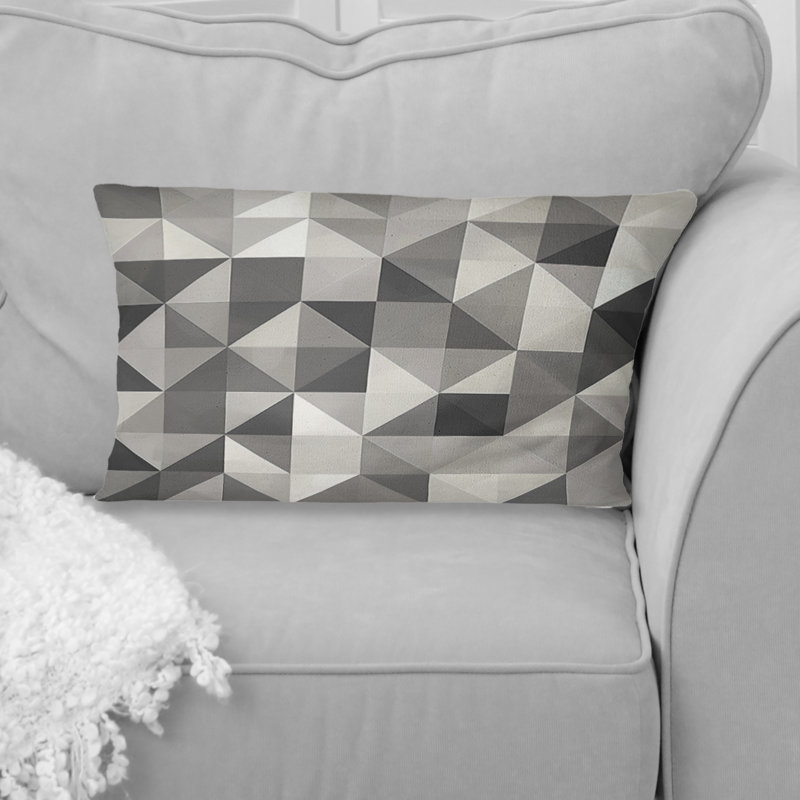 Coussin lombaire moderne gris et noir avec triangles géométriques modernes II