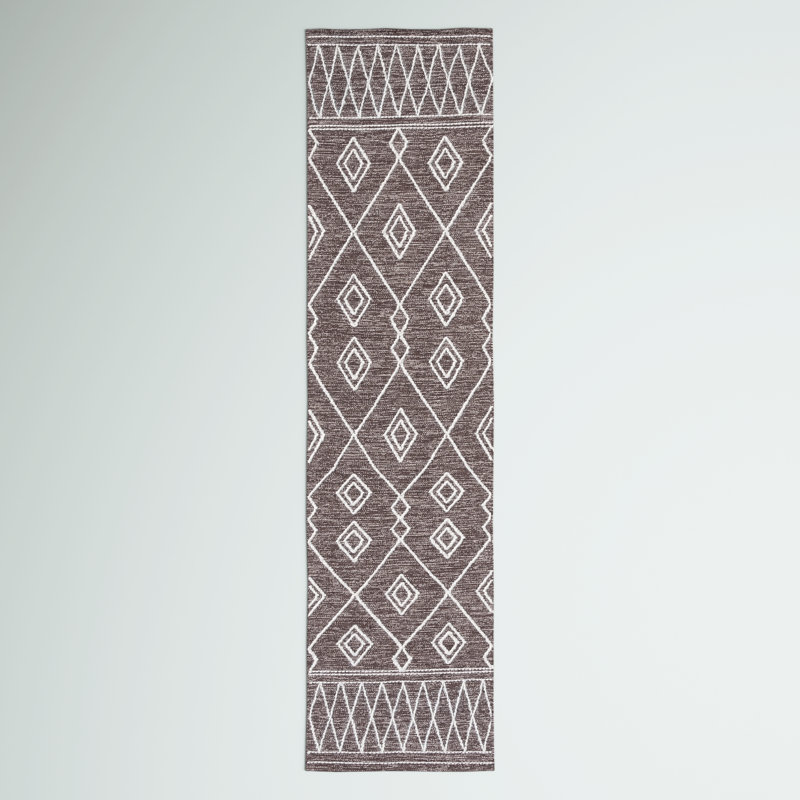 Tapis brun / ivoire Holtby Southwestern, Tapis de couloir 2 pi 3 po x 9 pi