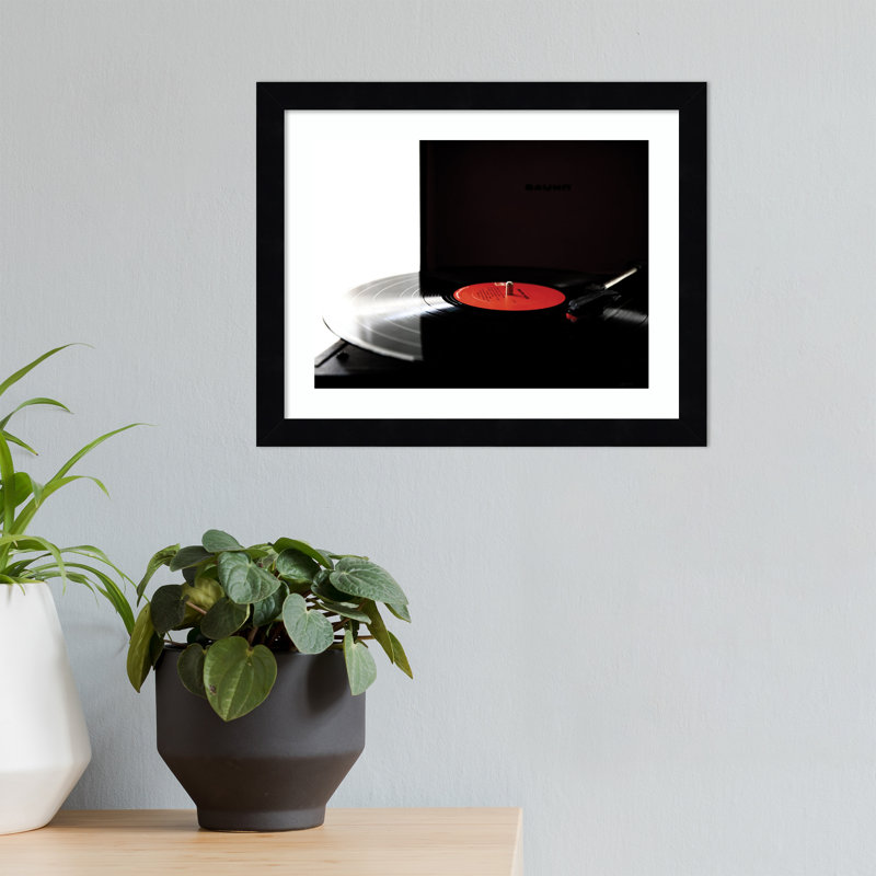 «Spin» par Alicia Ablaframed, reproduction d'art, H 11 po x l 13 po, Encadrement brun