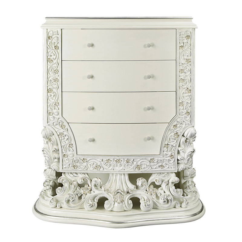 Commode 4 tiroirs Wynton en blanc antique