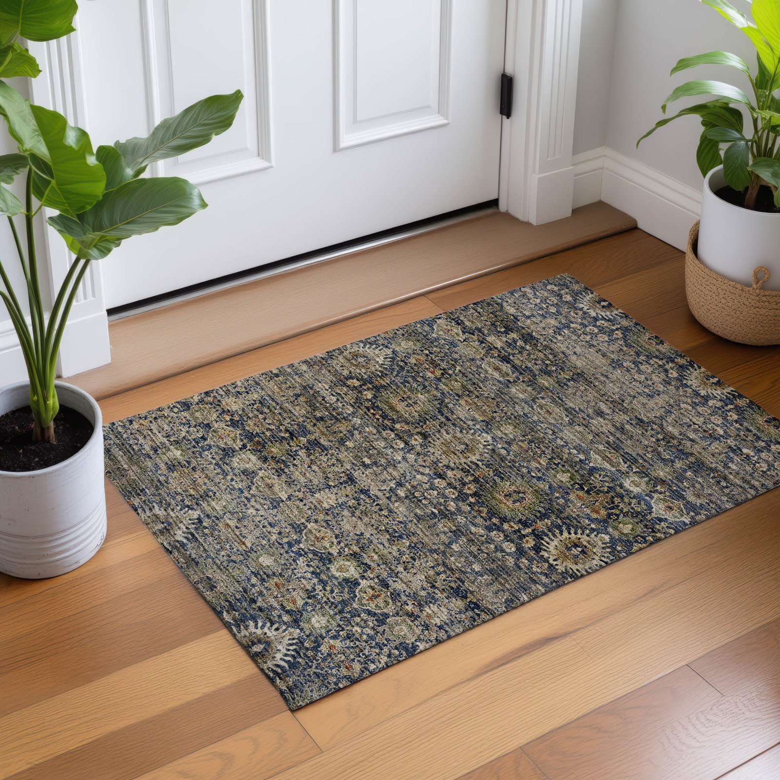 Premium Machine Washable Tirico Traditional Rug, Navy, 1'8" x 2'6"