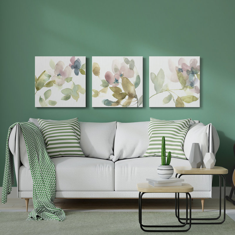 Sweet Petals and Leaves III - Ensemble de 3 peintures sur toile tendue, H 32 po x l 96 po x P 1 po