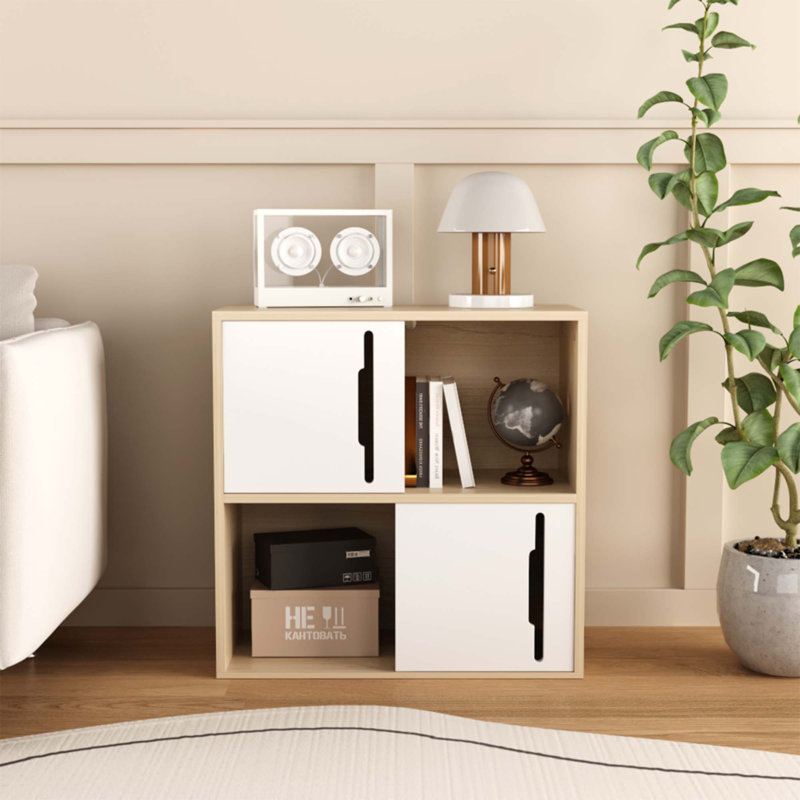 Armoire de rangement moderne en bois avec portes coulissantes