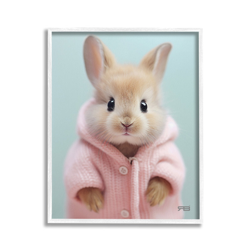 Lapin en chandail douillet, estampe numérique encadrée par RB, H 30 po x l 24 po