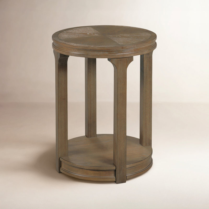 Table de bout ovale, H 24 po x l 18 po x P 18 po