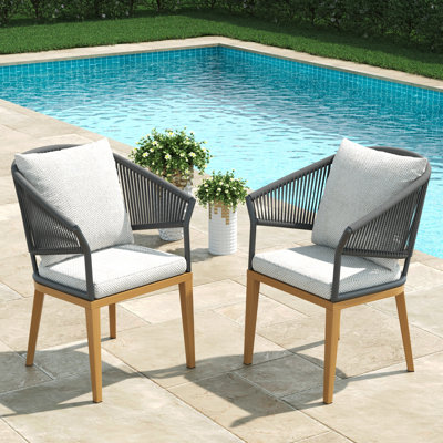 Chaise de salle à manger d'extérieur pour 2 personnes, ensemble de 2 fauteuils de salle à manger en osier tressé avec coussins