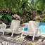 Ensemble de 2 chaises longues de patio avec structure en bois d'acacia et coussins beiges de l 27,25 po x P 38,25 po x Christopher Knight