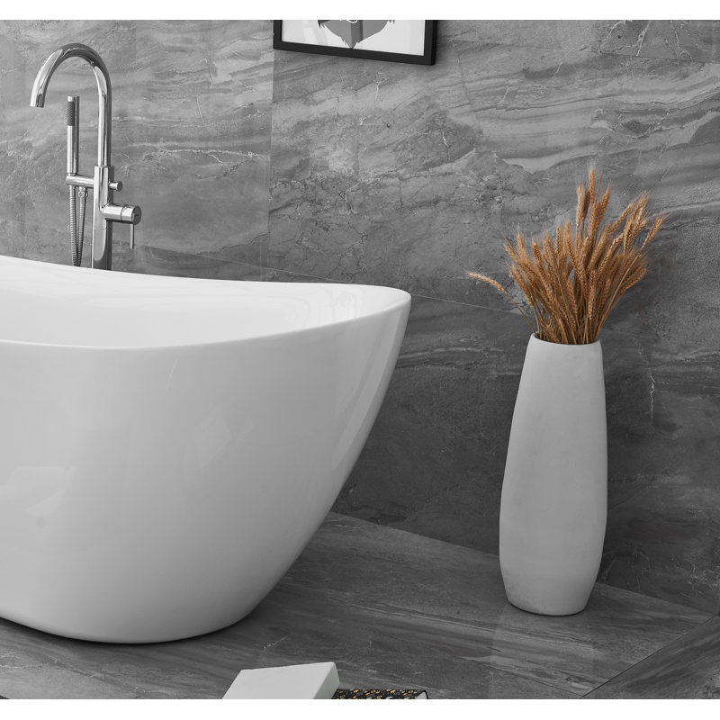 Jakeena 70'' x 31.5'' Soaking Acrylic Bathtub