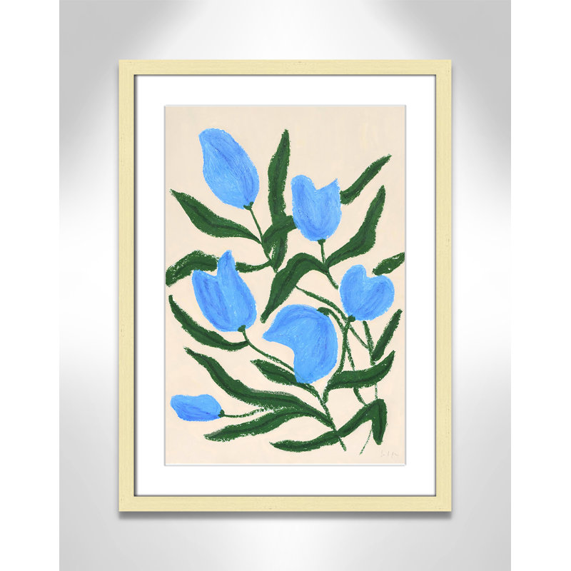 Imprimé de tulipes bleues par Camilla Bergqvist, Reproduction encadrée dorée avec passe-partout
