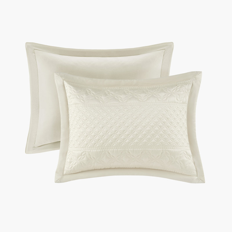 Croscill Versailles 3 Piece Quilt Set, Queen Quilt + 2 Standard Shams, Champagne