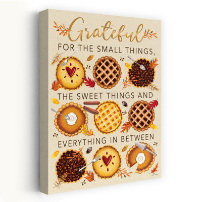 Grateful For The Small Things - Citation contemporaine avec grâces d'automne Illustration de tartes d'automne, feuilles d'automne et bâtons de cannelle