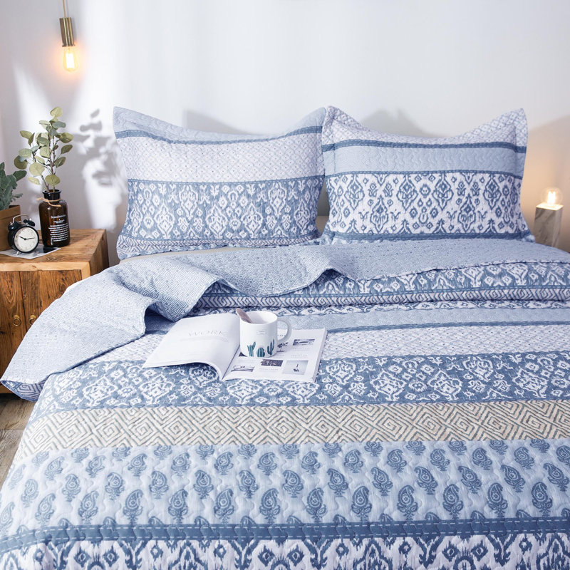 Polyester Geometric Shapes Quilt, Twin Quilt + 1 Sham, Frost Blue