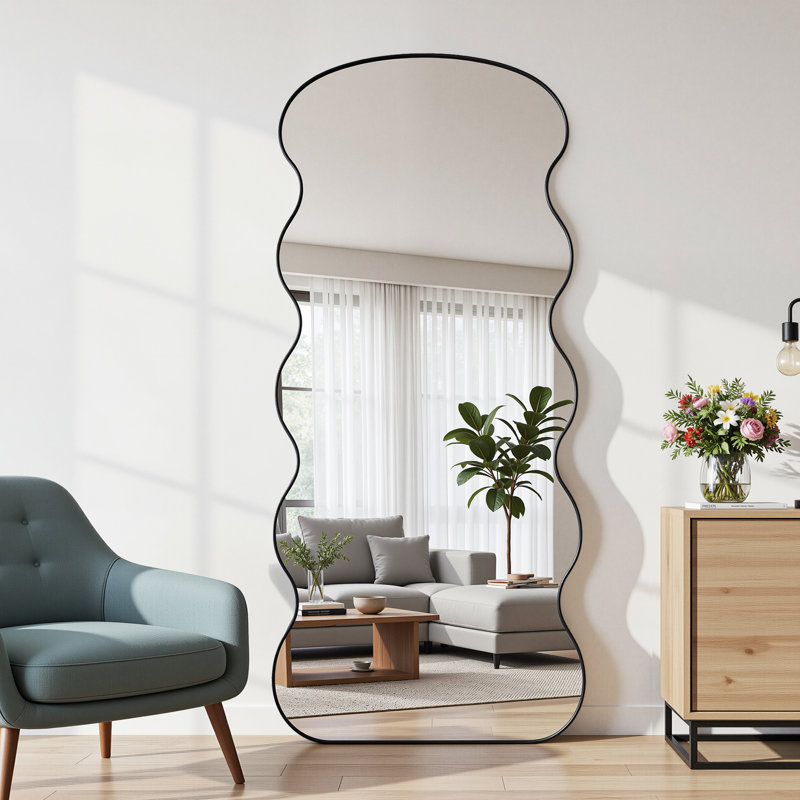 Très grand miroir irrégulier en métal ondulé pleine longueur, Noir, 71 po x 28 po