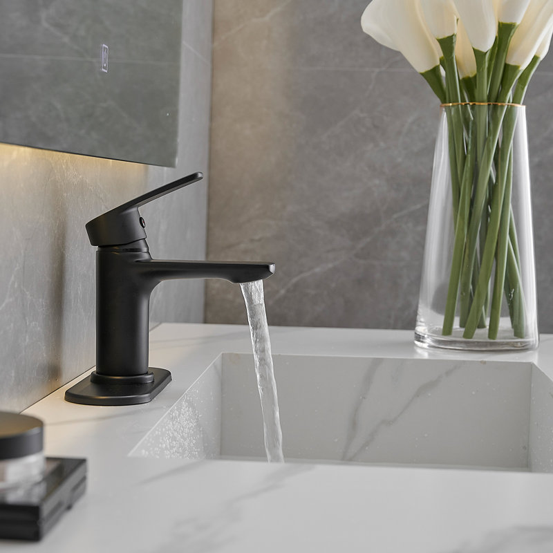 Single Hole Single-Handle Bathroom Faucet, Matte Black