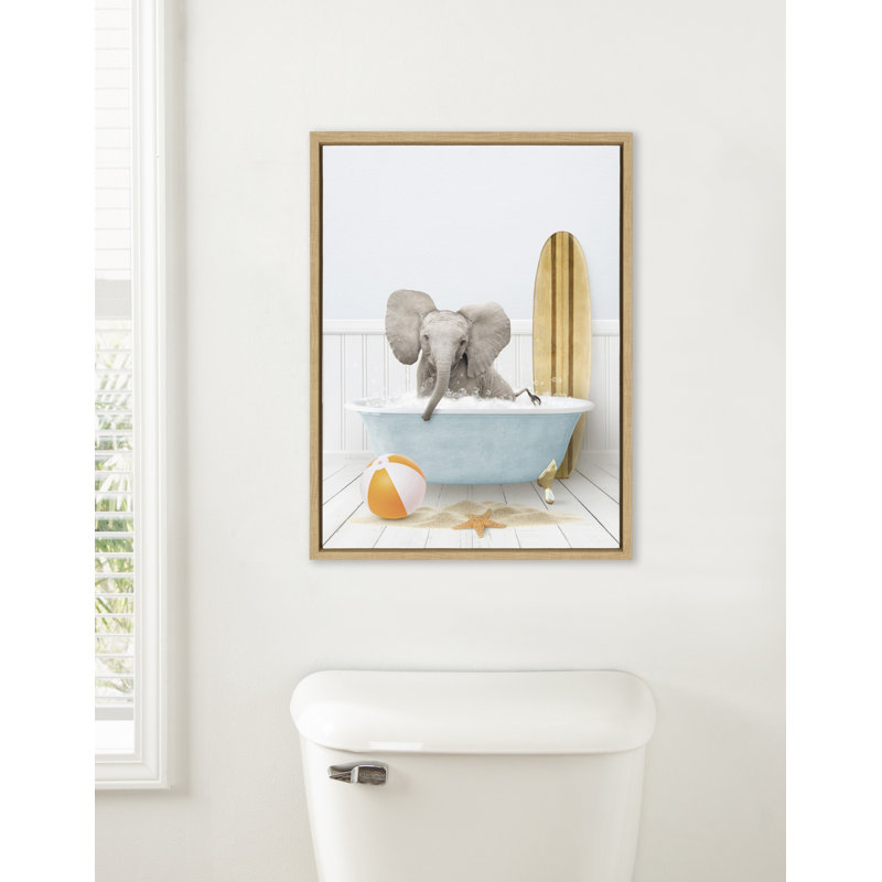 «Baby Elephant Beach House Bath with Surfboard» par Amy Peterson, reproduction d'art sur toile encadrée, Naturel