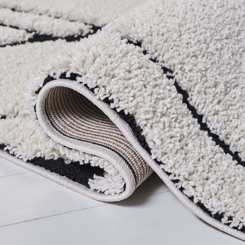 Philadelphia Power Loomed Polypropylene Ivory/Black Rug, Rectangle 122 x 183 cm