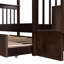 Lit superposé Twintwin avec lit gigogne simple pratique. Fabrication en bois massif. Compartiments de rangement sous les escaliers. Escalier sécuritaire. Polyvalent, il peut être séparé en deux lits. Aucun sommier tapissier requis.