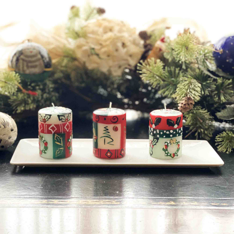 Ensemble de bougies votives non parfumées The Holiday Aisle® 3 pièces, Rouge / Vert