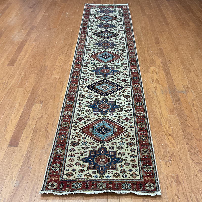 Tapis 2 pi 7 po x 11 pi 9 po