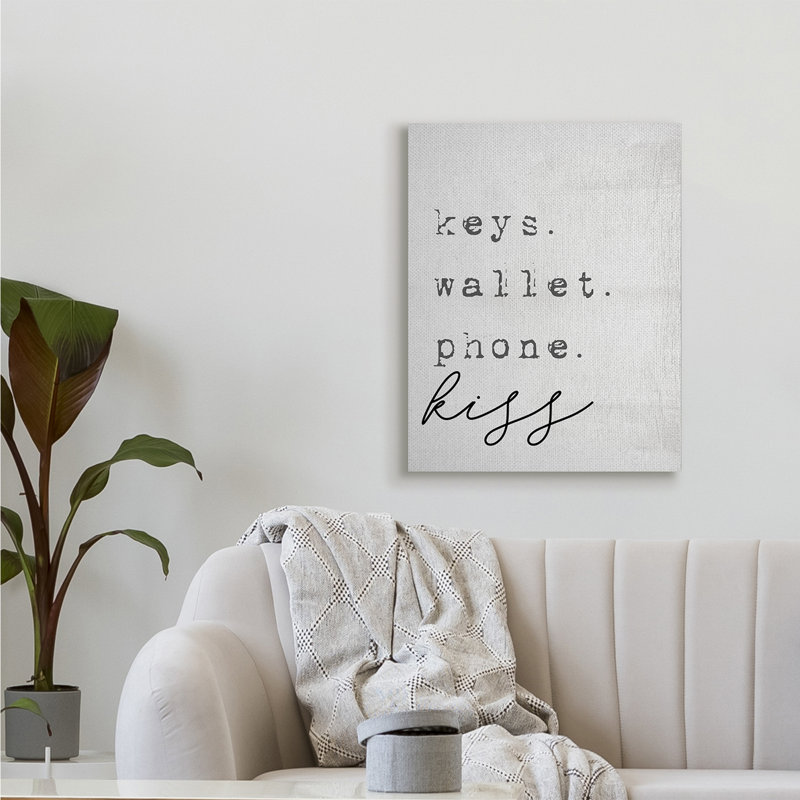 «Keys Wallet» par Daphne Polselli, Toile tendue, H 30 po x l 24 po