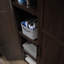 Armoire de rangement en bois d'ingénierie brun, quatre tablettes pour livres et autres articles, caché, différentes zones convenant au brun avec tablettes fixes, buanderie, polyvalente et facile à installer
