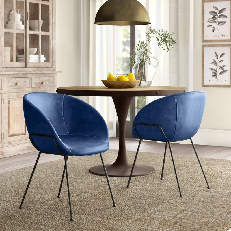 Chaise avec accoudoirs rembourrée Ardea, Noir mat, Similicuir noir