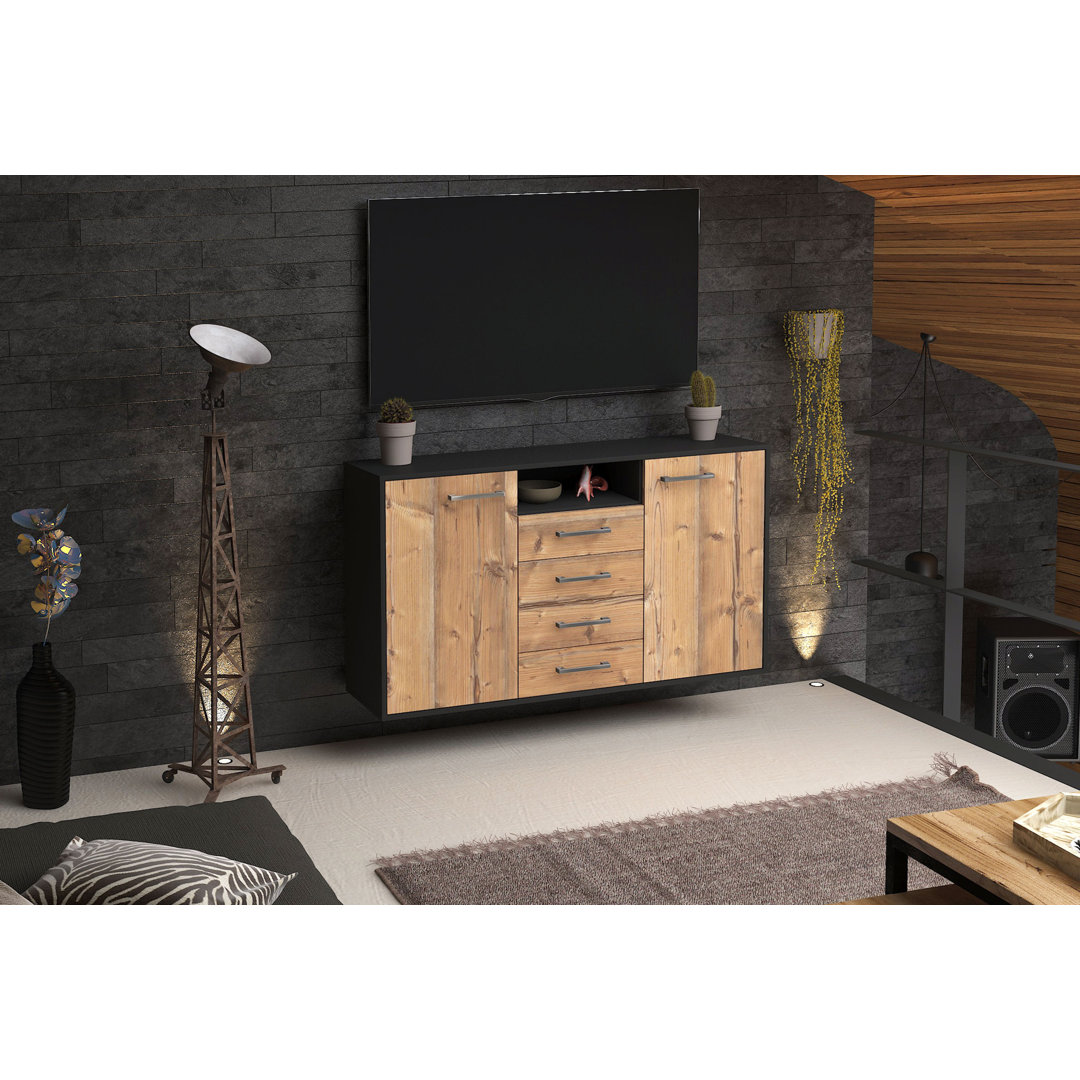 Das Sideboard Eugene hat Metallgriffe