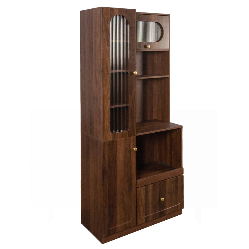 Armoire de cuisine Maryanna avec tablettes coulissantes multifonctionnelles, 3 portes et beaucoup de rangement pour un décor de maison de campagne moderne
