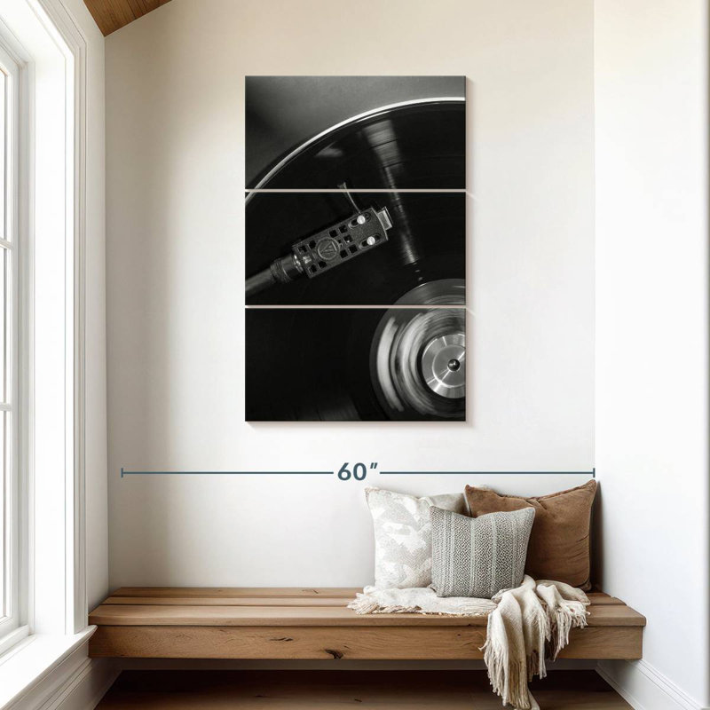 Abarca Vinyl I, 45" H x 28" W
