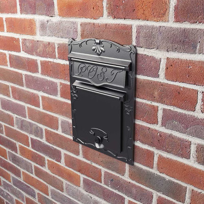 Kingsbury Aluminum Wall Mounted Mailbox