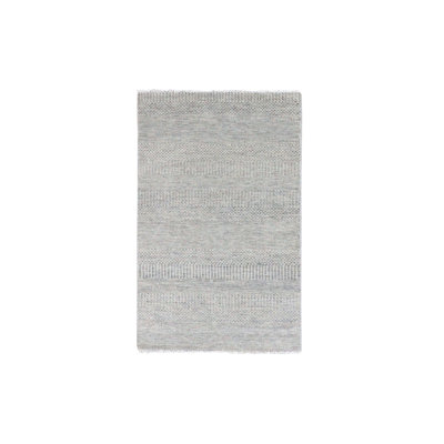 Tapis oriental rectangulaire gris en laine noué à la main 3 pi 0 po x 5 pi 3 po