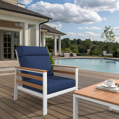 Fauteuil club d'extérieur en métal avec coussin Sunbrella Townsend