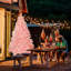 Arbre de Noël artificiel enneigé 6 pi avec base en métal 6 pi -445395316