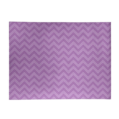 Tapis mauve/mauve foncé à l’intérieur d’un chevron à main monochrome