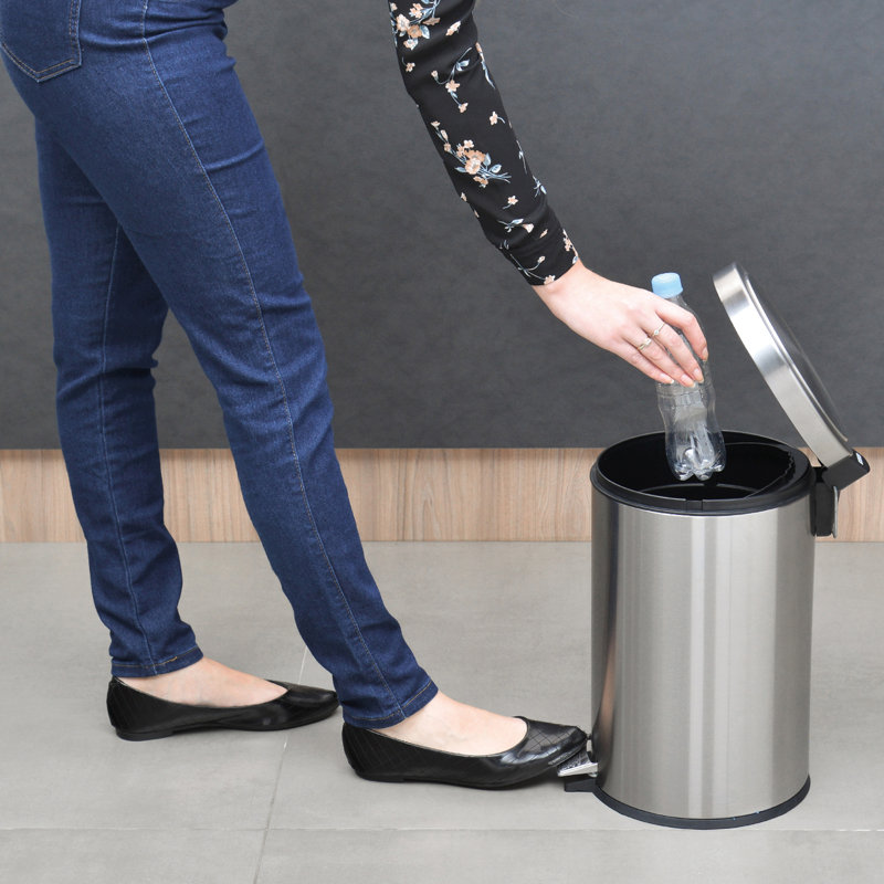 Stainless Steel Step On, 12 L